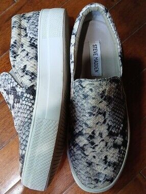 Steve Madden Gills Black & Cream Snake-Print Slip-On Sneakers